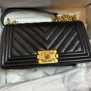 CHANEL New Boy Bag Black Shiny Calfskin Crossbody Bag with Gold Hardware